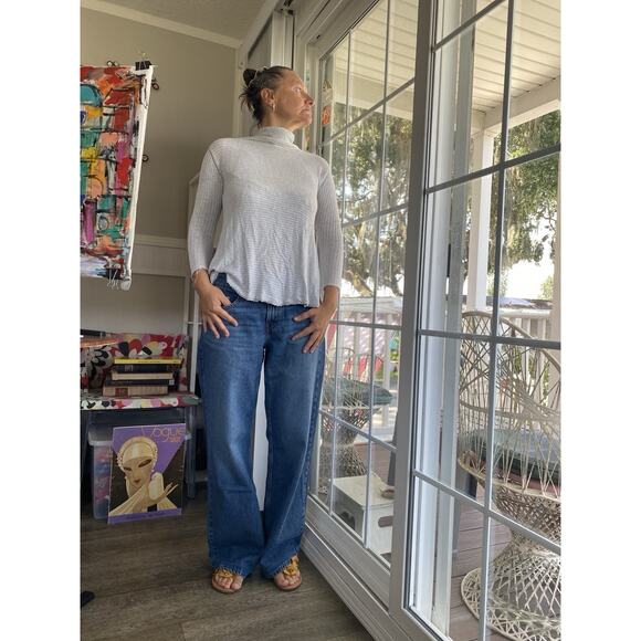 FREE PEOPLE Sweater Pullover Stretch Long Sleeve Ruffled Hem XXS - Picture 3 of 6